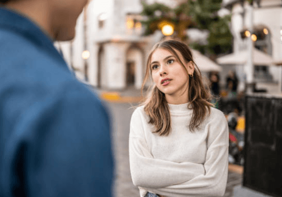 Sevgilim Beni Sosyal Medyadan Takip Etmiyor